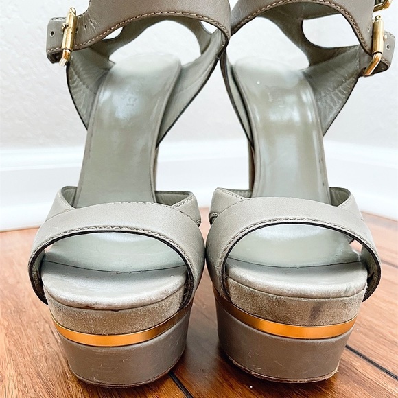 🎀HP🎀 GUCCI IMAN Triple Platforms, 39 - Picture 6 of 14